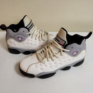 Nike Jordan's White and Pink size 7Y